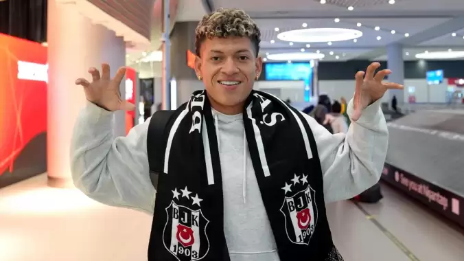 besiktasin-yeni-transferi-ricardo-istanbula-geldi-2Cxwlqji.jpg